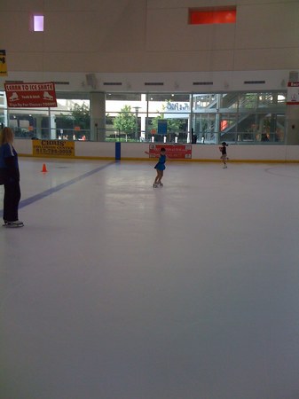 grace-on-ice2